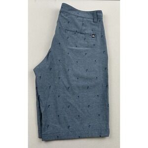 Travis Mathew Golf Shorts Mens 32x11 Blue Flat Front Palm Tree Striped‎ Stretch